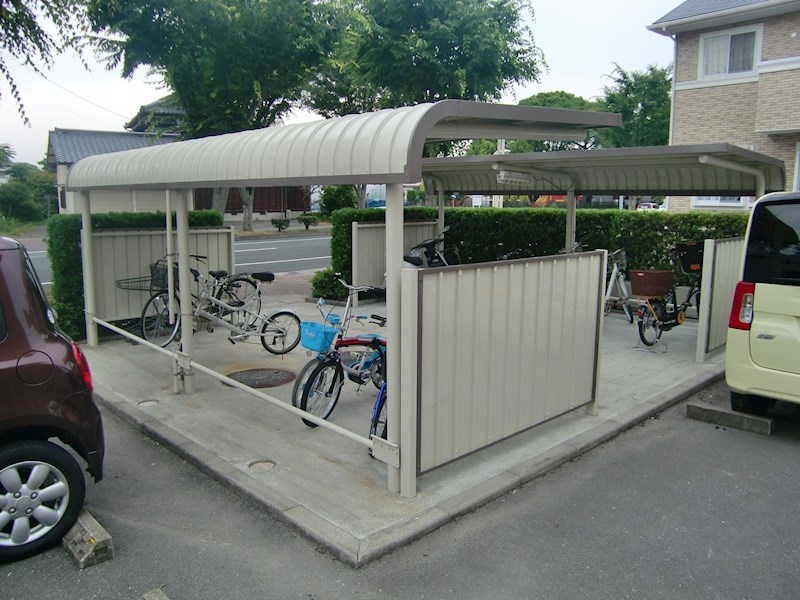プレジオけやき 駐輪場