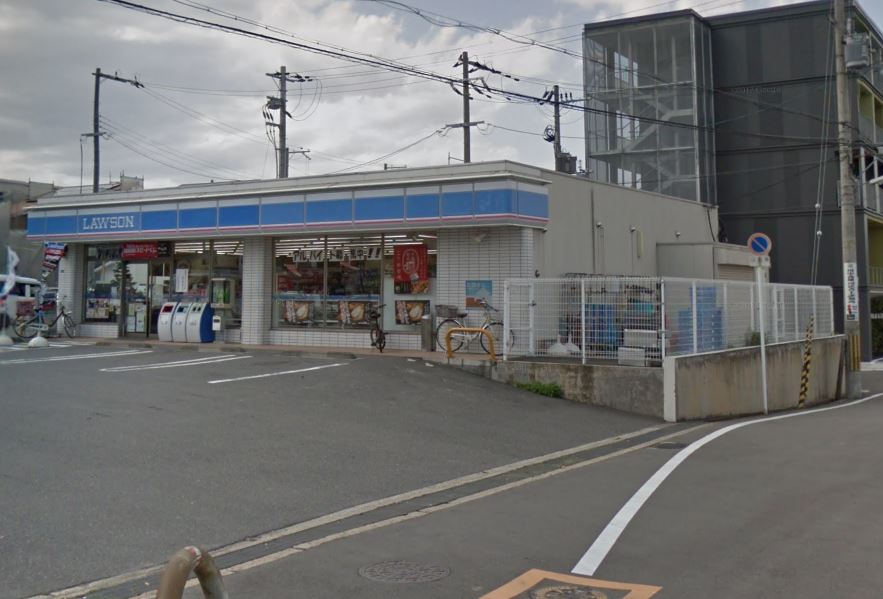 ウォーム要 コンビ二：ﾛｰｿﾝ 茨木沢良宜浜店　696m