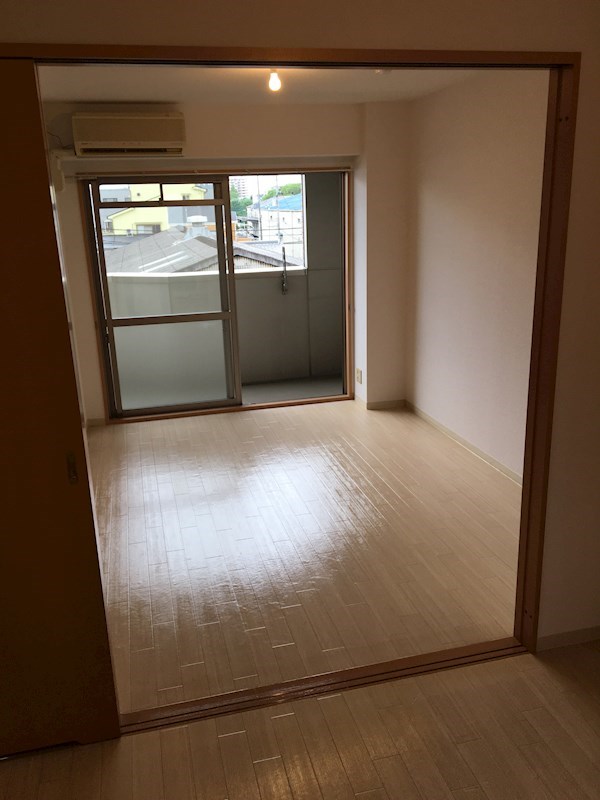 パインクレスト その他
