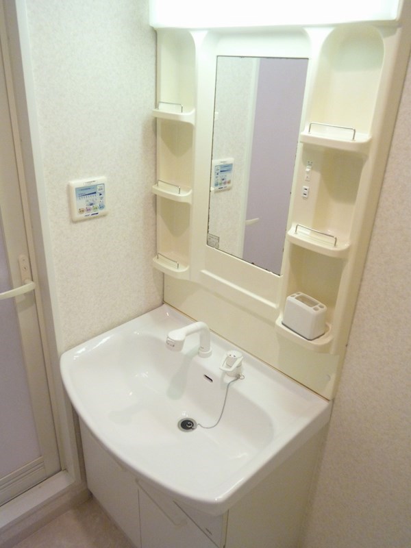 アンビション 現地写真（玄関）