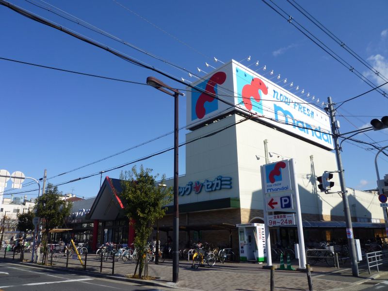 夢グランシャリオ スーパー：株式会社万代 今里店　813m