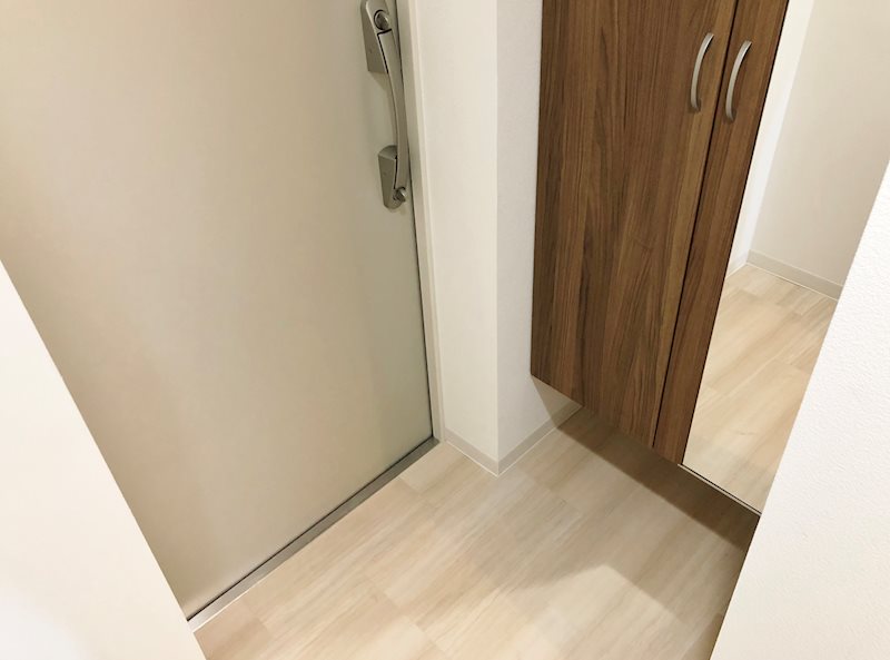 スプリームヒルズ鶴舞 姿見付シューズボックス