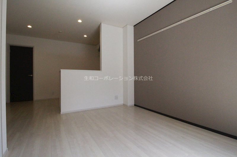 プレベール小路東 リビング　アクセントクロス有り