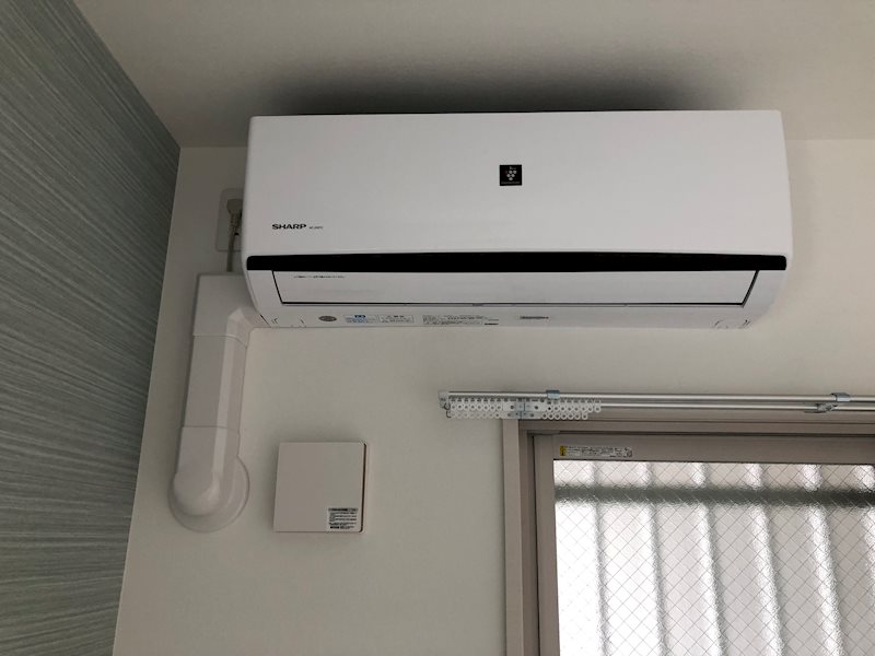 アムール京都仁王門 洋室にエアコン1基付き。