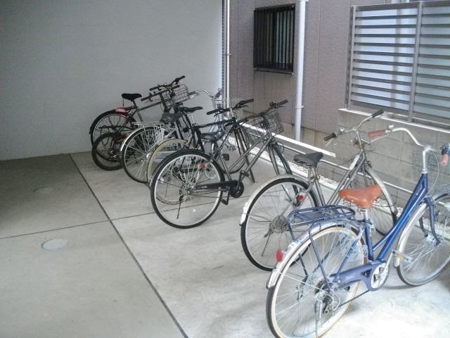 Bonheur 駐輪場