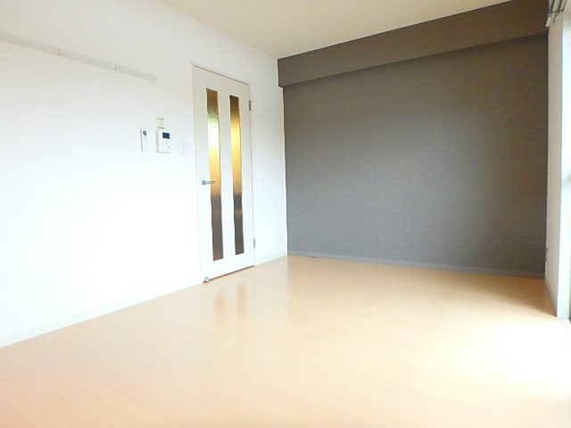 クレセント馬部 アクセントクロスでお洒落な室内を！