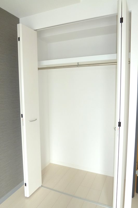 クレシェンテ梅月 現地写真（玄関）