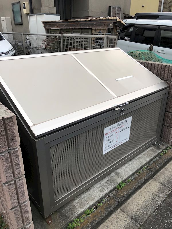Rond Bonheur（ロンボヌール） 専用ゴミ置き場。