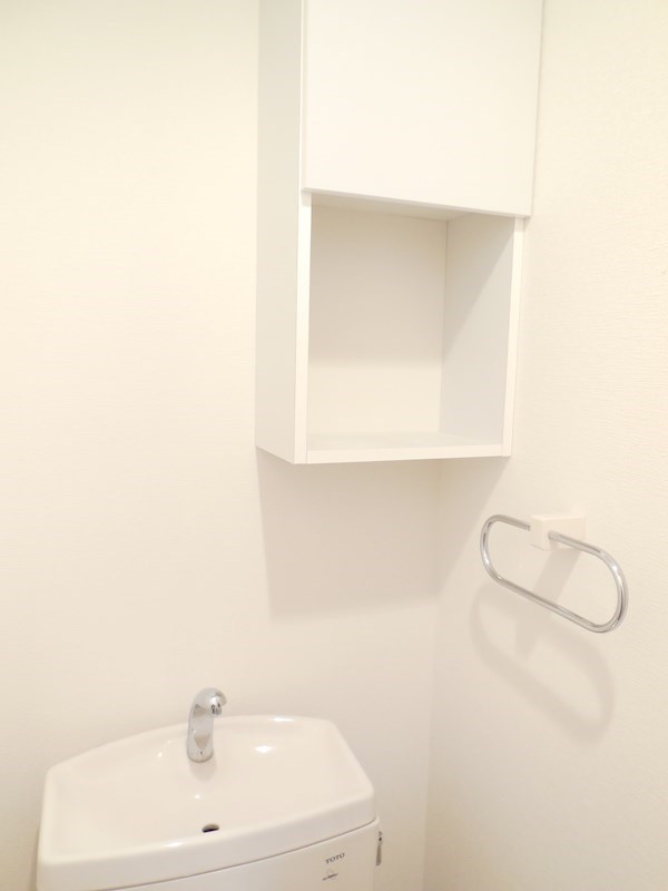 エターナル トイレ上部収納