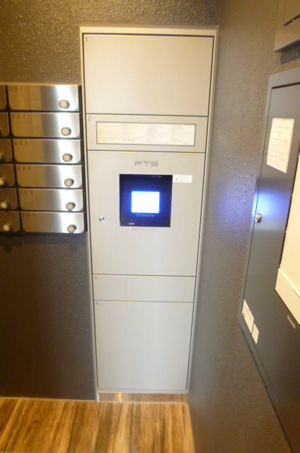 フェリクス八事表山 宅配ボックス