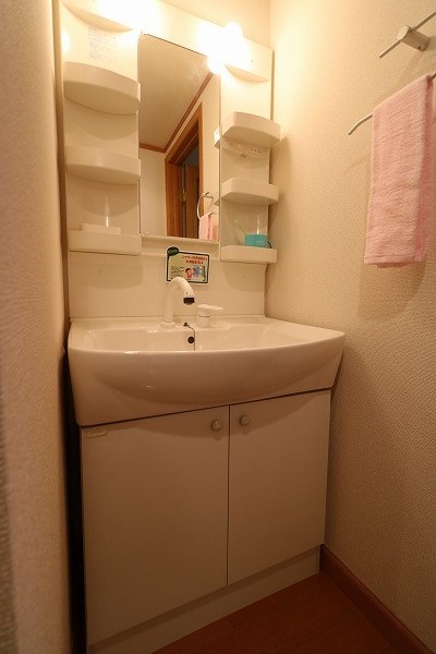 ノーザンエース花門 同仕様写真（リビング）