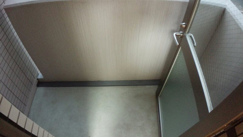 エクセレント東町 現地写真（玄関）