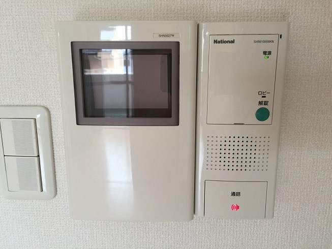 ハニーエストゥディオ TVモニター付きインターホン