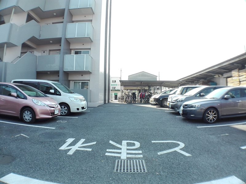 フェリチッタ川口 駐車場