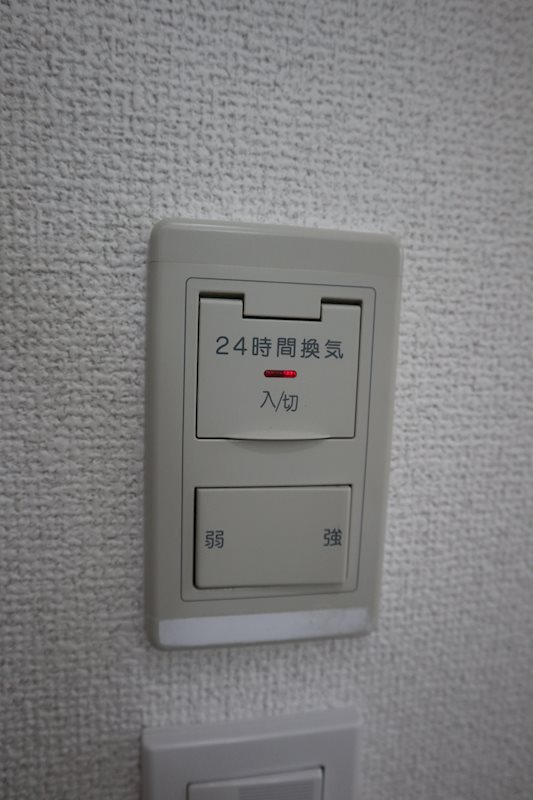 イーズガーデン中央 現地写真（玄関）
