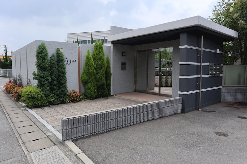 Jパラッツォ エントランス