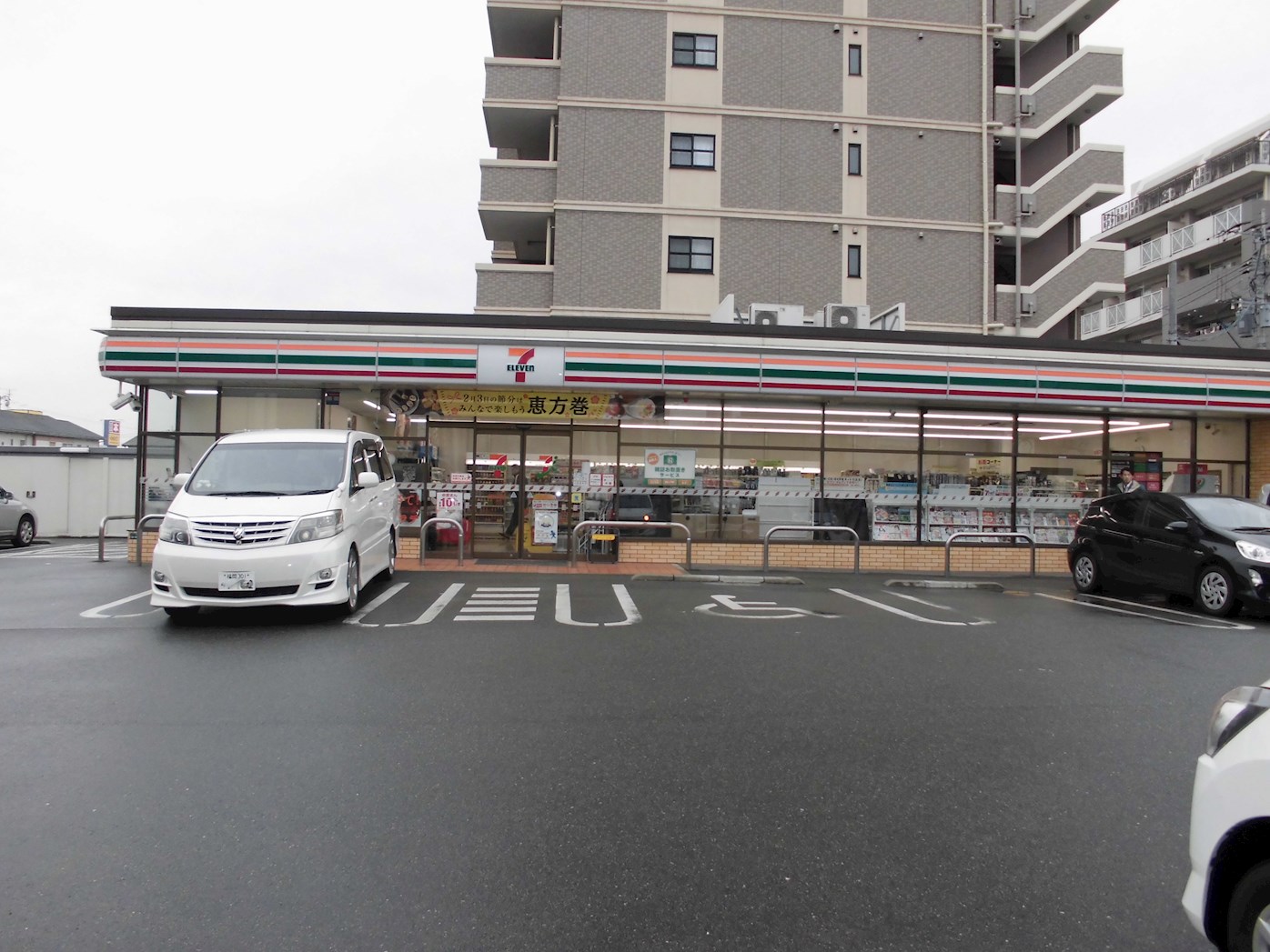 Jパラッツォ コンビ二：セブン-イレブン 福岡土井1丁目店　350m
