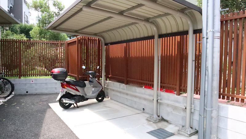 サニーデＫ バイク置場
