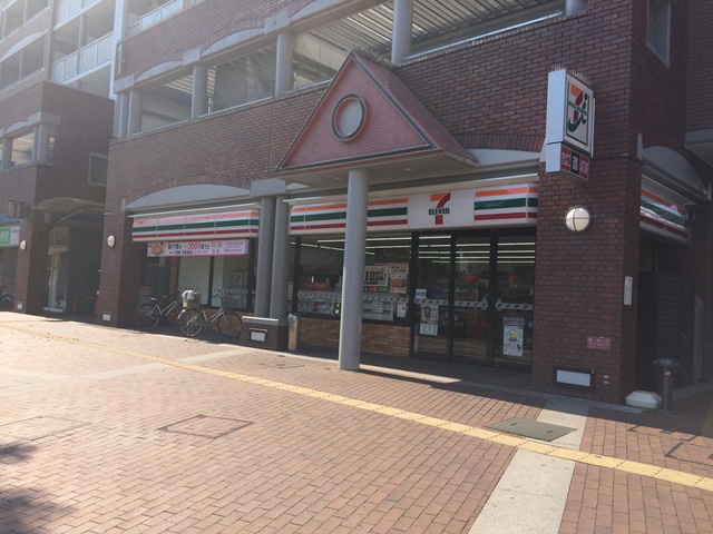 マーベラスi コンビ二：ｾﾌﾞﾝｲﾚﾌﾞﾝ JR兵庫駅前店　208m