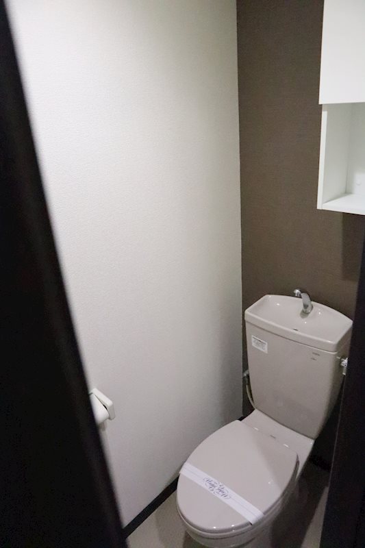 カーサペルソナ トイレにはコンセントがあり、洗浄便座取付いただけます。