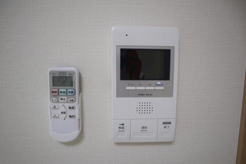 ボワールアビオン博多 TVモニター付きインターホン。