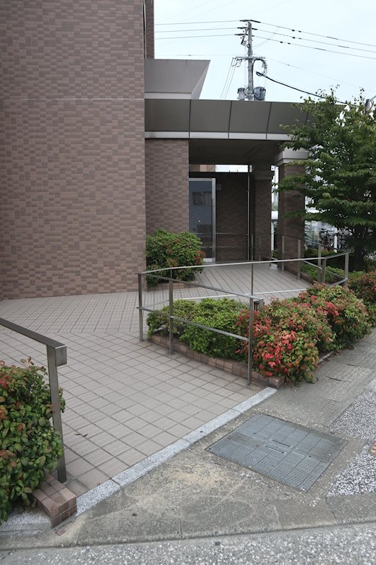 フェリーチェ原田Ⅱ エントランス