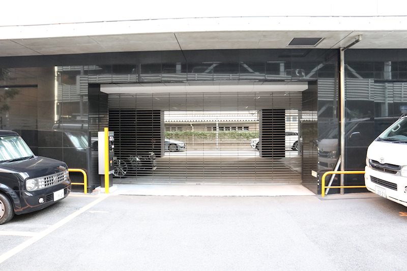 サンカトル 駐車場