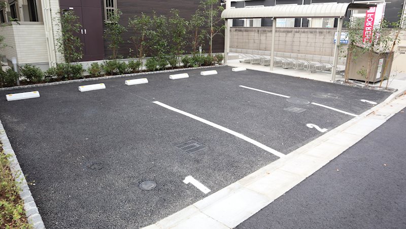 A garden(エーガーデン) 駐車場