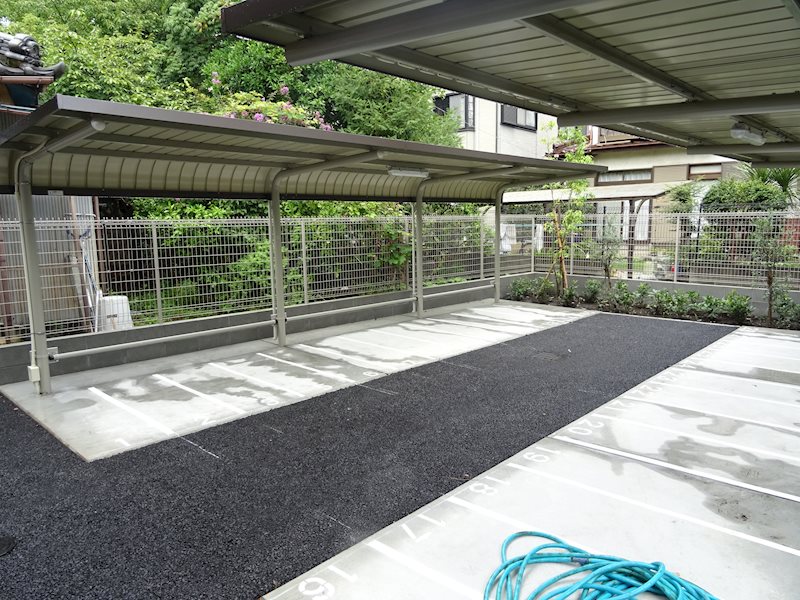 NOBLE HEIM todakoen 駐輪場