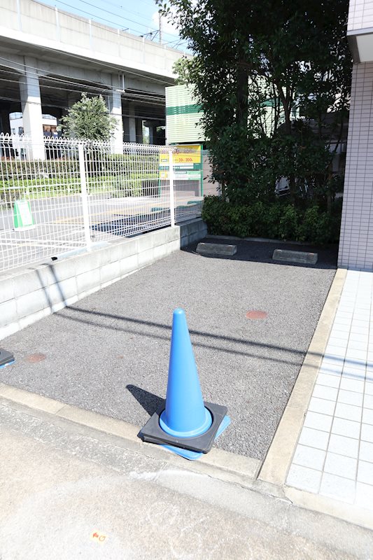 プリムベール北赤羽 駐車場