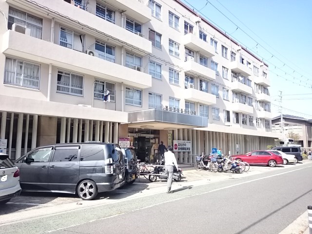 ラルーチェ北大路 役所：京都市北区役所　247m