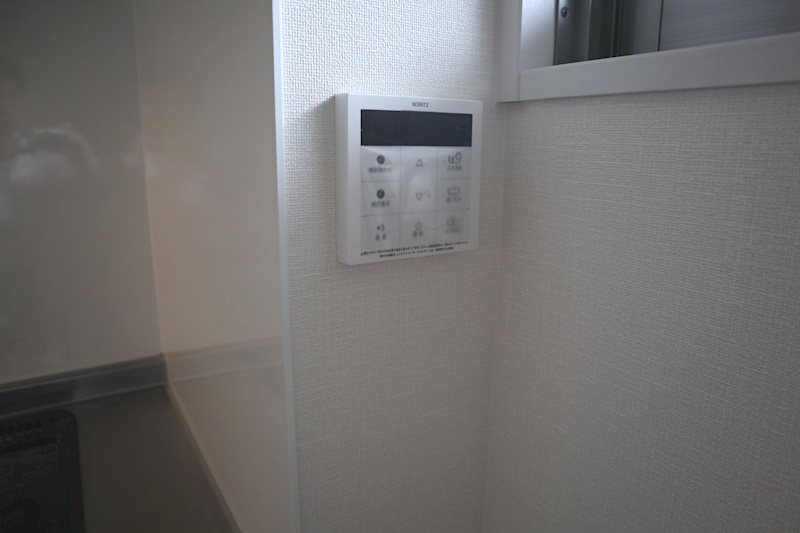 グランシャリオ諏訪野 現地写真（玄関）