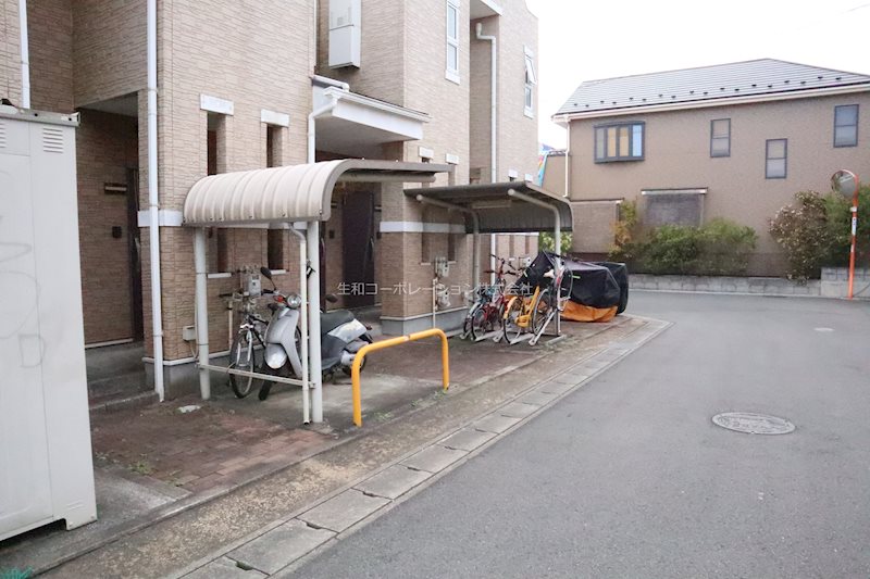 ヴァーグ参番館 駐輪場