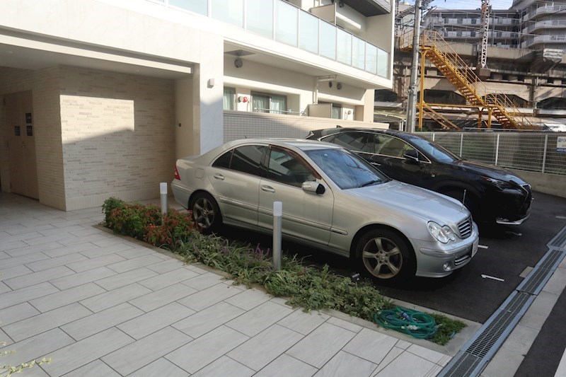 フェリースヴィダ福島 駐車場