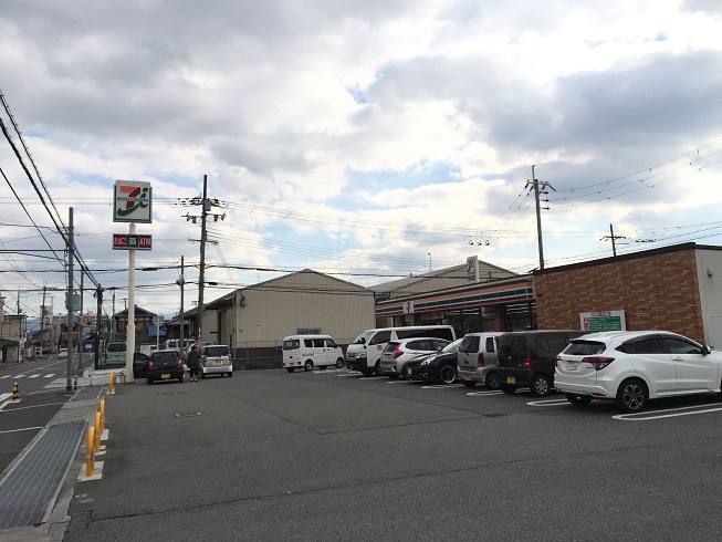 グランシャリオ久米田 コンビ二：ｾﾌﾞﾝｲﾚﾌﾞﾝ 岸和田下池田町店　410m