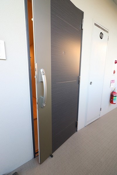 エスポアール西大路 各戸玄関ドア