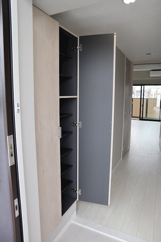 セルブ春町　G－EXECUTIVE シューズボックス。