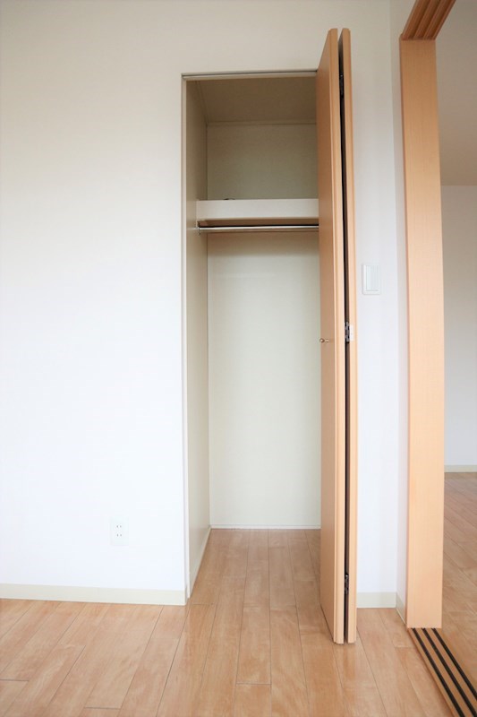 パストラル(岸和田) 1階タイプLDK側洋室クローゼット