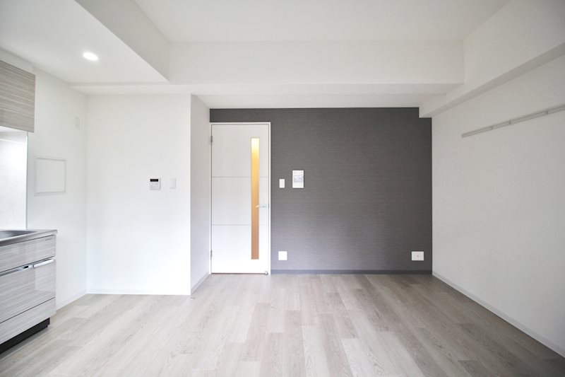 urbano iris（ウルバーノイリス） A-Type：壁付のキッチンはお部屋が広く使えて、インテリアが自由に配置できます。