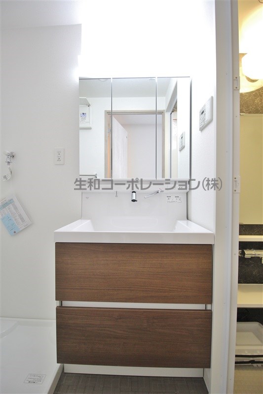 パトリス小豆沢 同仕様写真（リビング）