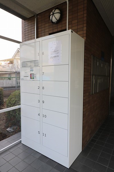 エーデルハイム 宅配ボックス