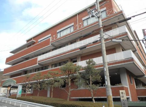 ロイヤル・シャトー・M 総合病院：播磨大塩病院　1291m