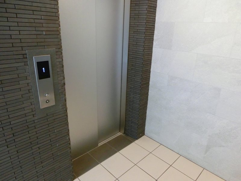 ゼルコヴァ城西 エレベーター