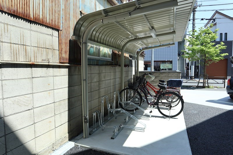 アジロハイツ 駐輪場
