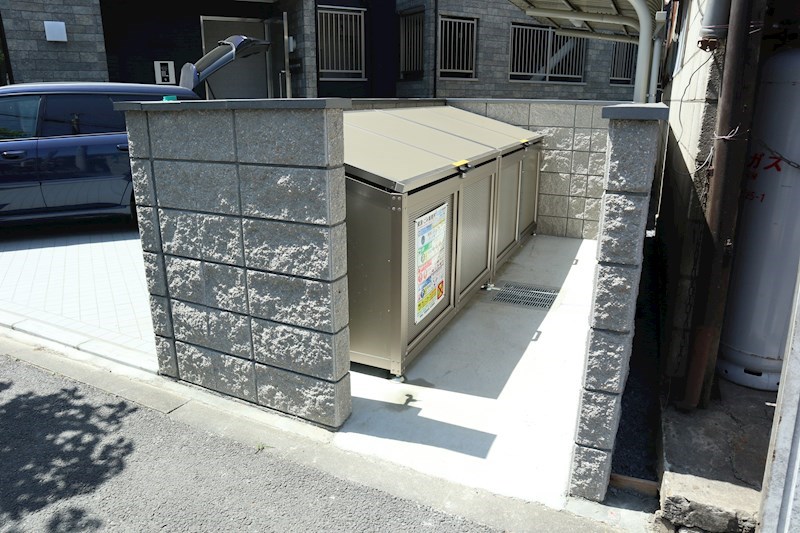 アジロハイツ 専用ごみ置き場
