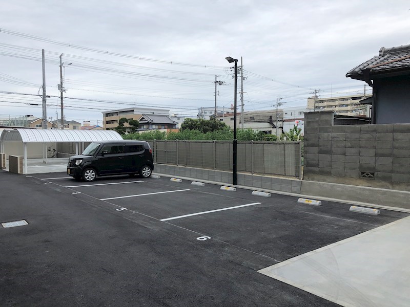 グラン・エスポワール 駐車場