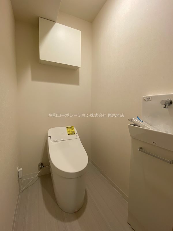 イーストワールド人形町 広めのトイレです♪