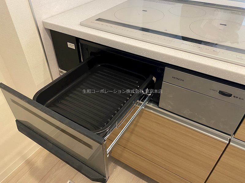 イーストワールド人形町 現地写真（玄関）