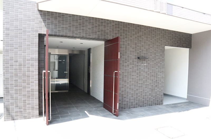 クレール南町 共用部写真（駐車場）