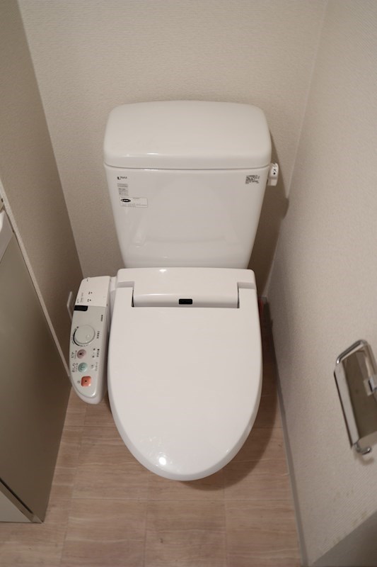 ロイヤルレジデンス北梅田 便座はいつでも温かくお待ちしております